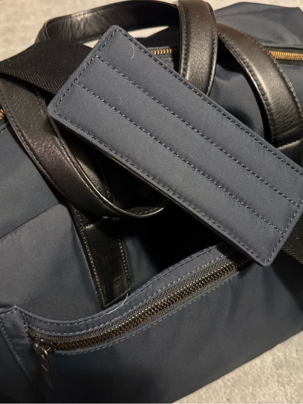 Navy AWAY Travel Duffel Bag with Black Leather Handles 20 L - Picture 16 of 16